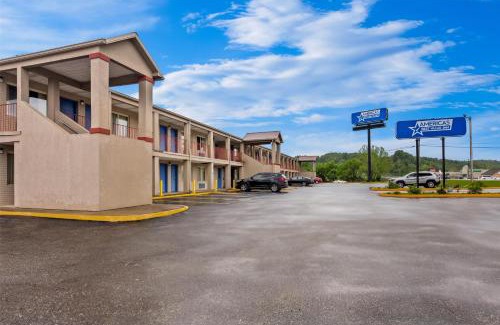 Grayson Hotel | Discover Pet-Friendly Comfort at Americas Best Value Inn