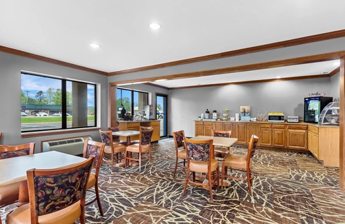 Grayson Hotel | Convenient Stay at Americas Best Value Inn Grayson