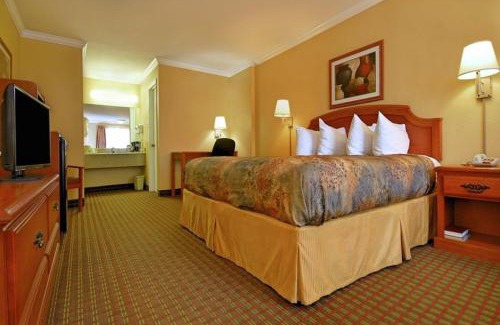 Killeen Hotel | Convenient Stay at Americas Best Value Inn Killeen Ft Hood