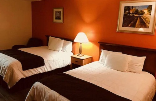 Bonanza Hotel | Comfort and Convenience at Americas Best Value Inn Laredo