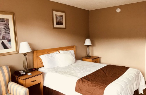 Bonanza Hotel | Comfort and Convenience at Americas Best Value Inn Laredo