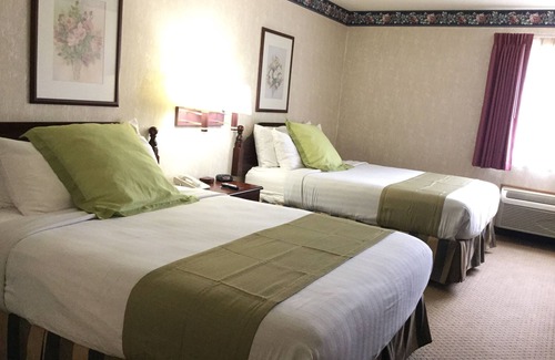 St. Charles Hotel | Discover Americas Best Value Inn & Suites in St. Louis