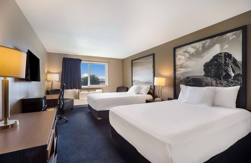 Sparks Hotel | Discover Americas Best Value Inn Sparks with Pool & Spa