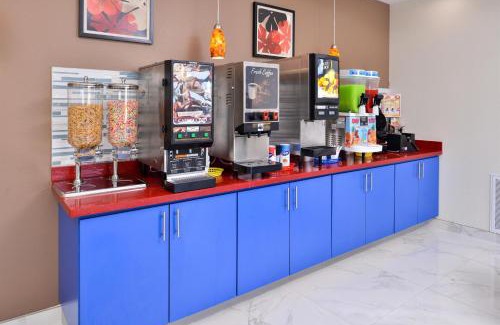Spring Hotel | Comfortable Stay at Americas Best Value Inn & Suites
