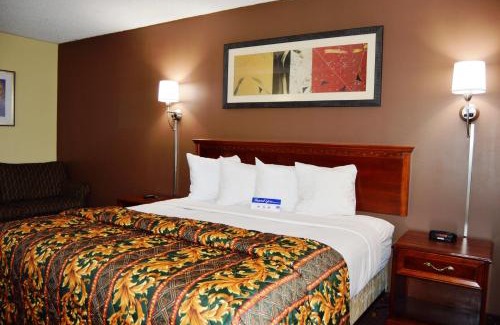 Tulsa Hotel | Budget-Friendly Stay at Americas Best Value Inn Tulsa I-44