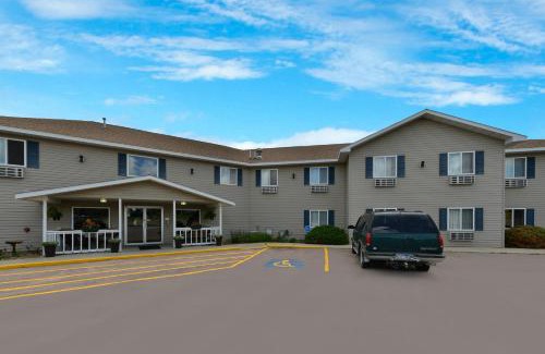 Clear Lake Hotel | Pet-Friendly Retreat at Americas Best Value Inn & Suites