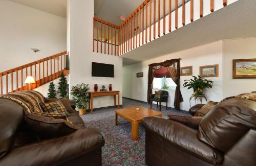 Clear Lake Hotel | Pet-Friendly Retreat at Americas Best Value Inn & Suites