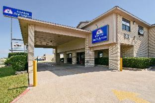 Midlothian Hotel | Pet-Friendly Getaway at Americas Best Value Inn Midlothian
