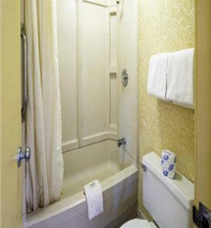 Murfreesboro Hotel | Pet-Friendly Americas Best Value Inn & Suites in Murfreesboro