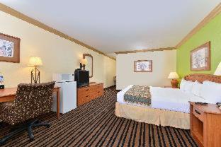 Nut Tree Hotel | Convenient Getaway at Americas Best Value Inn Vacaville