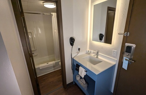 Brainerd Hotel | Comfort and Convenience at AmericInn by Wyndham Baxter