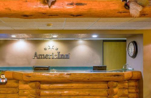 Chamberlain Hotel | Pet-Friendly Stay at AmericInn by Wyndham Chamberlain