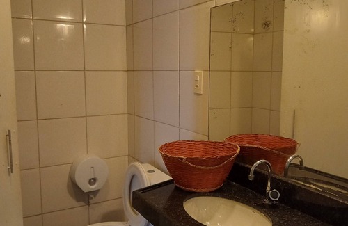 Sao Luis Historical Center Hotel | Budget-Friendly AMERICO HOSTEL with Breakfast & Kitchen Access
