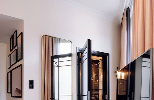 Oslo City Centre Hotel | Experience Elegance at Amerikalinjen: Guest Rated 9.8