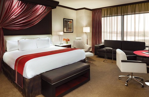 East Chicago Hotel | Experience Ameristar Casino Hotel East Chicago - 4-Star Comfort