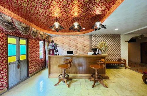 Pa Daet Hotel | Pet-Friendly Amethyst Hotel with Pool & Breakfast Options
