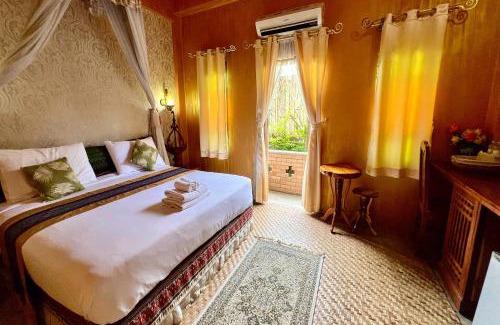 Pa Daet Hotel | Pet-Friendly Amethyst Hotel with Pool & Breakfast Options