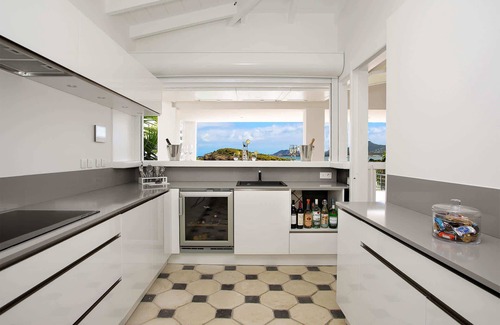 Nettle Bay Villa | Amethyst in Terres Basses: Spectacular Oceanfront Retreat