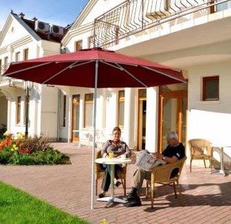 Harkany Hotel | Oceanfront Escape at Ametiszt Hotel Harkány - 8.8 Rated