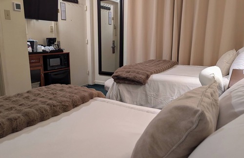 Amherst Hotel | Premium Stay at Amherst Inn - Family-Friendly Amenities