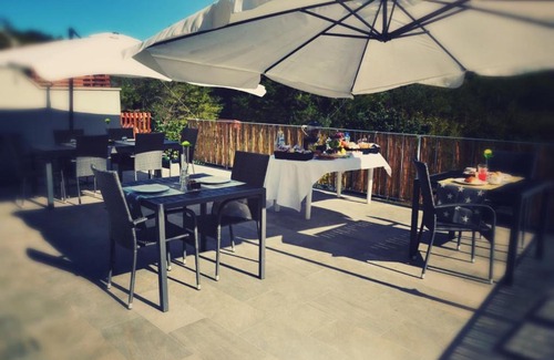 Vezzano Ligure Bed & Breakfast | Discover AMICI Holiday B&B: Pet-Friendly Retreats Await