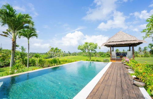 Selemadeg Villa | Escape to Nature: 3BR Family Villa with Pool in Tabanan