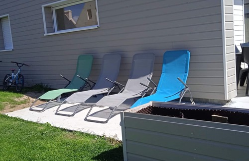 Cleder House | Unforgettable Stay at Amiets Beach House with Ocean View