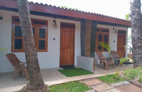 Trincomalee House | Discover Amila Guest: Family-Friendly & Pet Welcome Stay