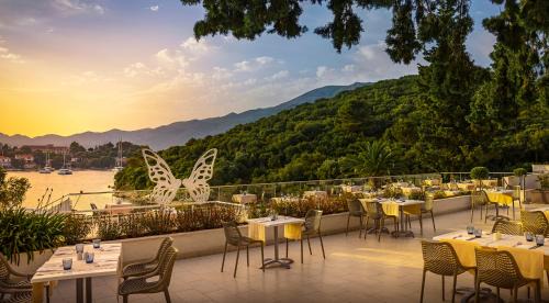 Cove Tri Zala (Zrnovo) Resort | Discover Port 9 Mobile Homes by Aminess - Oceanfront Retreat
