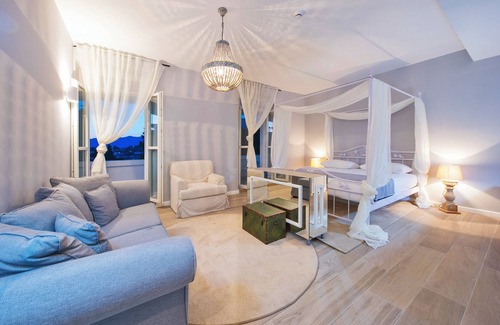 Cove Tri Zala (Zrnovo) Hotel | Discover Aminess Port 9 Resort: Family-Friendly Retreat