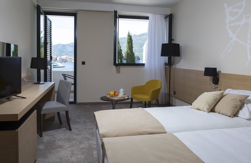 Cove Tri Zala (Zrnovo) Hotel | Discover Aminess Liburna Hotel: 4-Star Comfort & Poolside Bliss