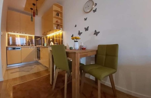 Sarajevo Apartment | Top-Rated Amir Apartman Stup-Ilidža with Breakfast Included