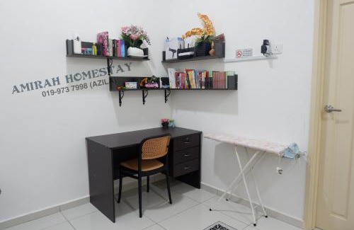 Kampung Gong Badak House | Family-Friendly Amirah Homestay Near UMT & UniSZA