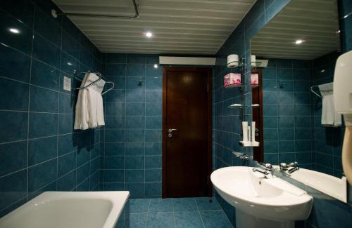 Varna Hotel | Discover Amiral Hotel: Pet-Friendly with Top Amenities