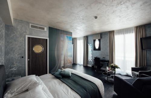 La Baule-Escoublac Hotel | Pet-Friendly Amirauté: Rated 9/10 with Breakfast Included