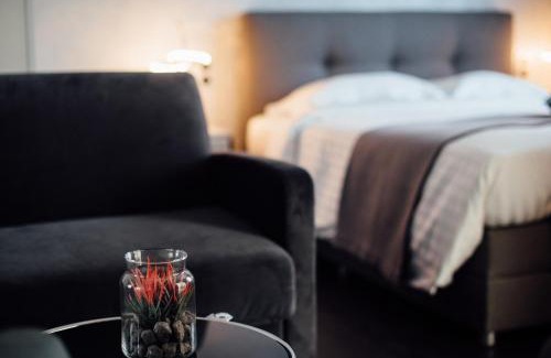 La Baule-Escoublac Hotel | Pet-Friendly Amirauté: Rated 9/10 with Breakfast Included