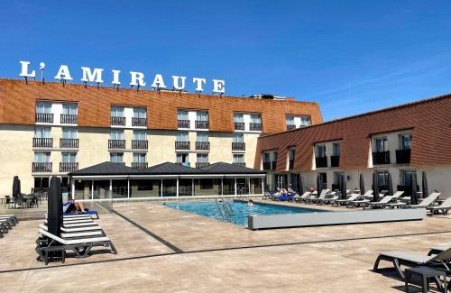 Touques Hotel | Discover Amirauté Hôtel Golf Deauville with Ocean Views