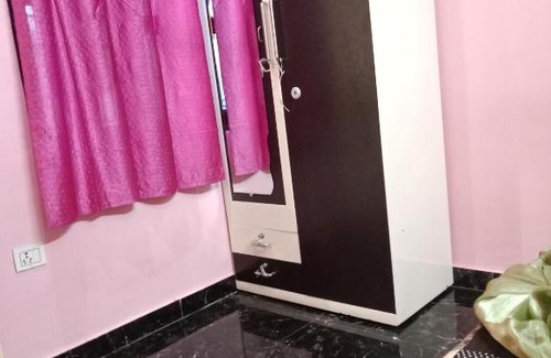 Bijaipur House | Budget-Friendly Stay at Amit Tourist Home