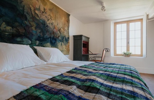 Ophoven Bed & Breakfast | Guest Rated 9.3: Amitié with Family-Friendly Amenities
