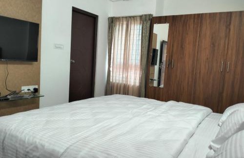 Mysore Apartment | Comfortable Amma Inn Elegance Suites with Family Amenities