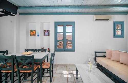Serifos House | Oceanfront Getaway at Ammos 1 - Family-Friendly Retreat