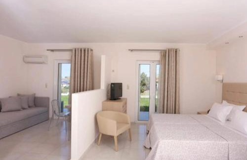 Myrina Hotel | Experience Serenity at Ammos Suites with Ocean Views