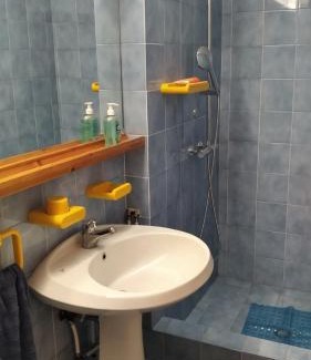 Aquileia Apartment | Amnis: Family-Friendly Retreat with 9.5/10 Guest Rating