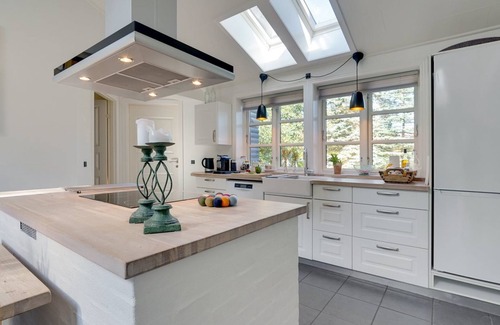 Gedesby House | Relaxing Oceanfront Retreat: Amon Near the Beach