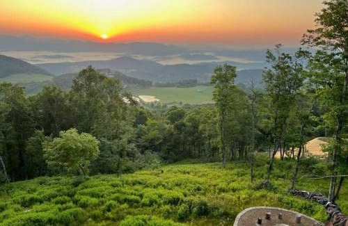 Banner Elk House | Amongst the Clouds at Chappell Farms