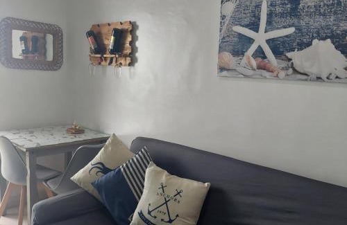 Caicara Apartment | Cozy Oceanfront Retreat: Guest Rated 9.6 with Pool Access