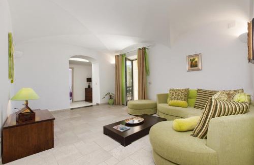 Sant'Agata sui Due Golfi Villa | Elegant Villa Il Noce with Spa & Oceanfront Views