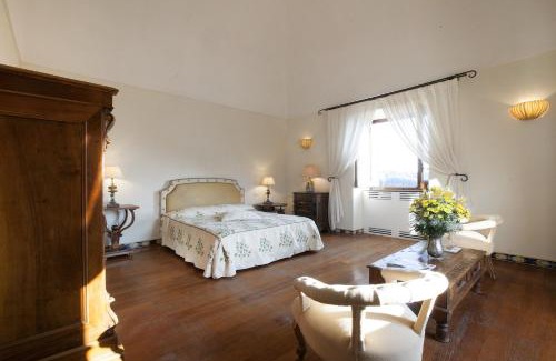 Sant'Agata sui Due Golfi Villa | Exceptional Villa Il Pino - Pool & Oceanfront Bliss