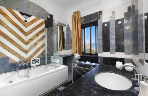 Colli di Fontanelle Villa | AMORE RENTALS - Villa Calisto