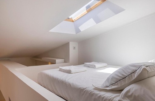 Santa Isabel Apartment | Amoreiras Loft